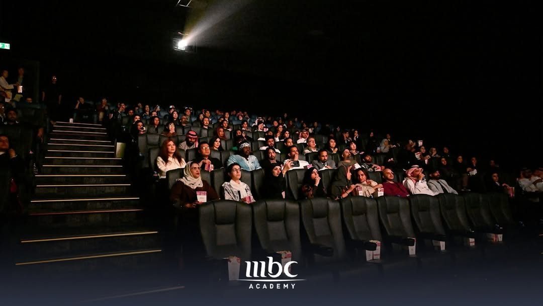 〈콘크리트 유토피아〉 Screening