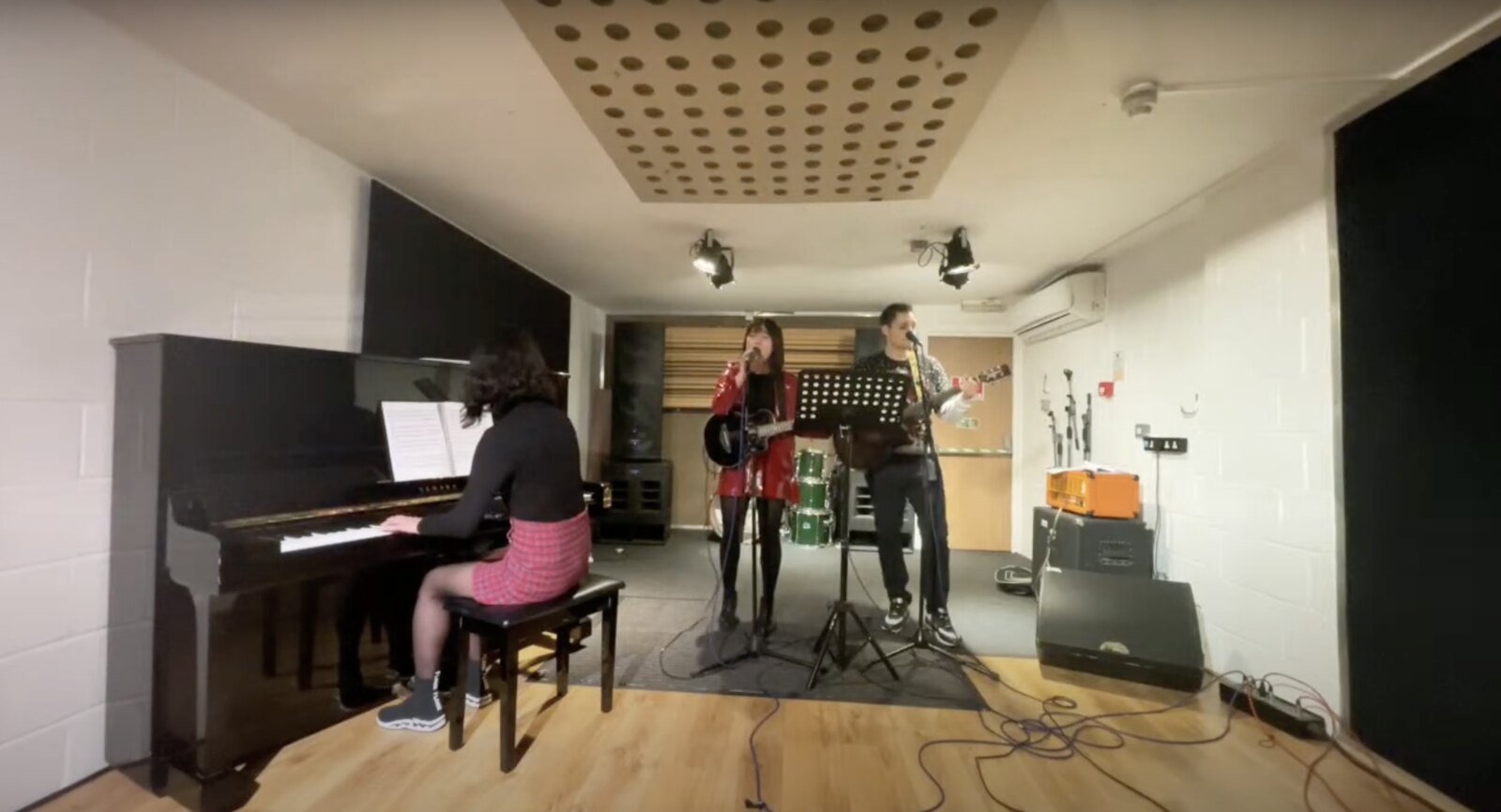 낭만씨어터 크리스마스 긱 공연, The Premises Studio 2020